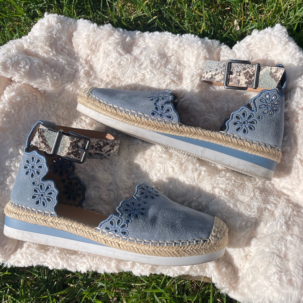 Crown Vintage Blue Suede Leather Dunja Scallop Floral Espadrille Strap Shoes 7.5